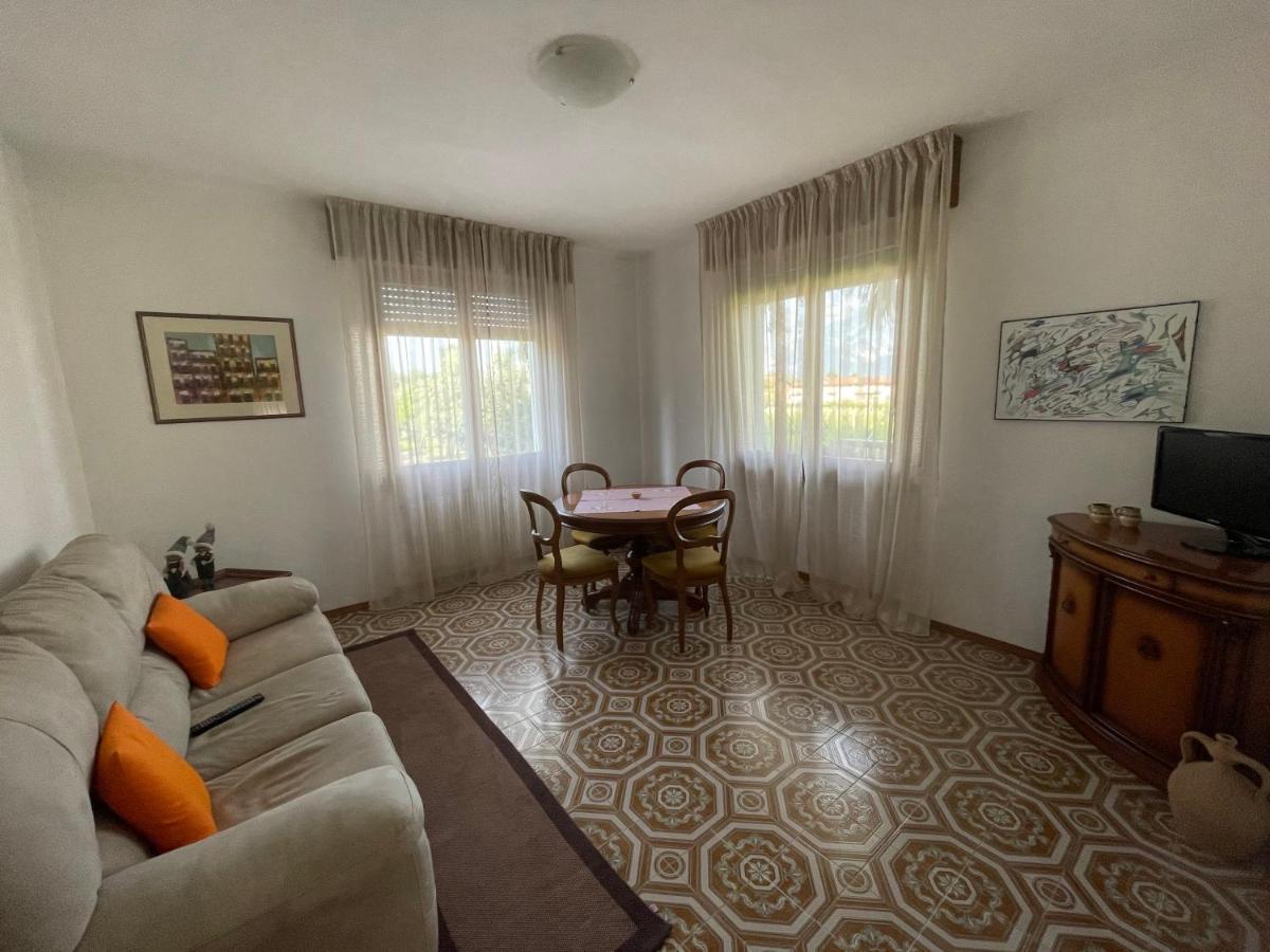 Appartamento Lucia Torbole Sul Garda Exterior photo